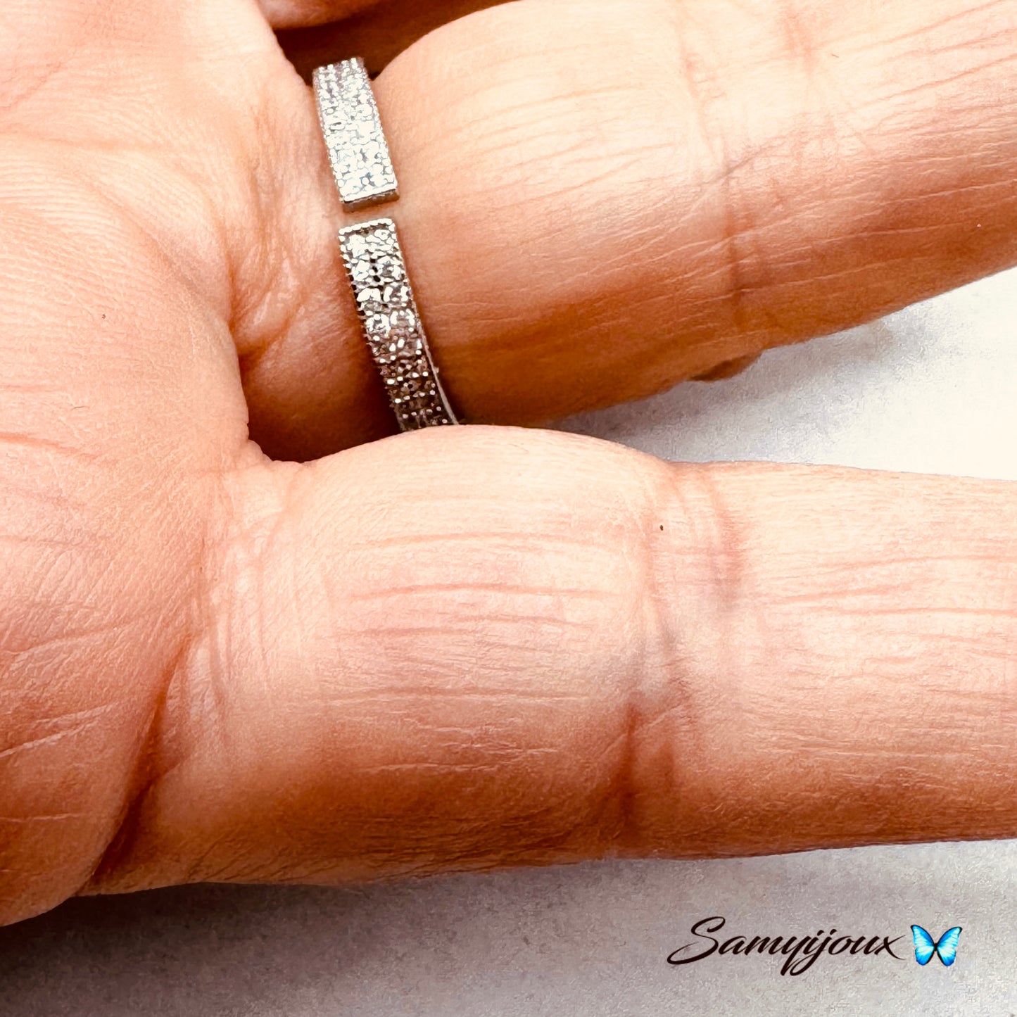 Anello filo zirconi regolabile - by Samyijoux