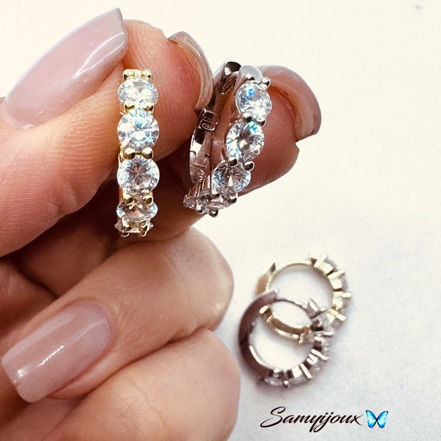 Hoops con zirconi da 4mm - by Samyijoux
