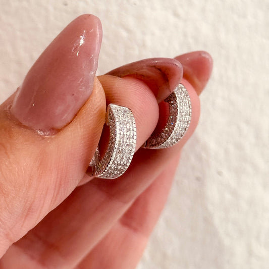 Hoops Biuso Unisex - by Samyijoux