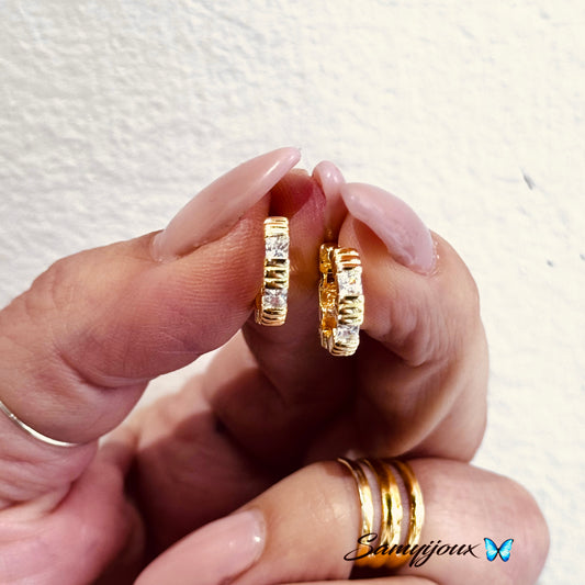 Hoops 9mm zirconi carrè e zigrinatura - by Samyijoux