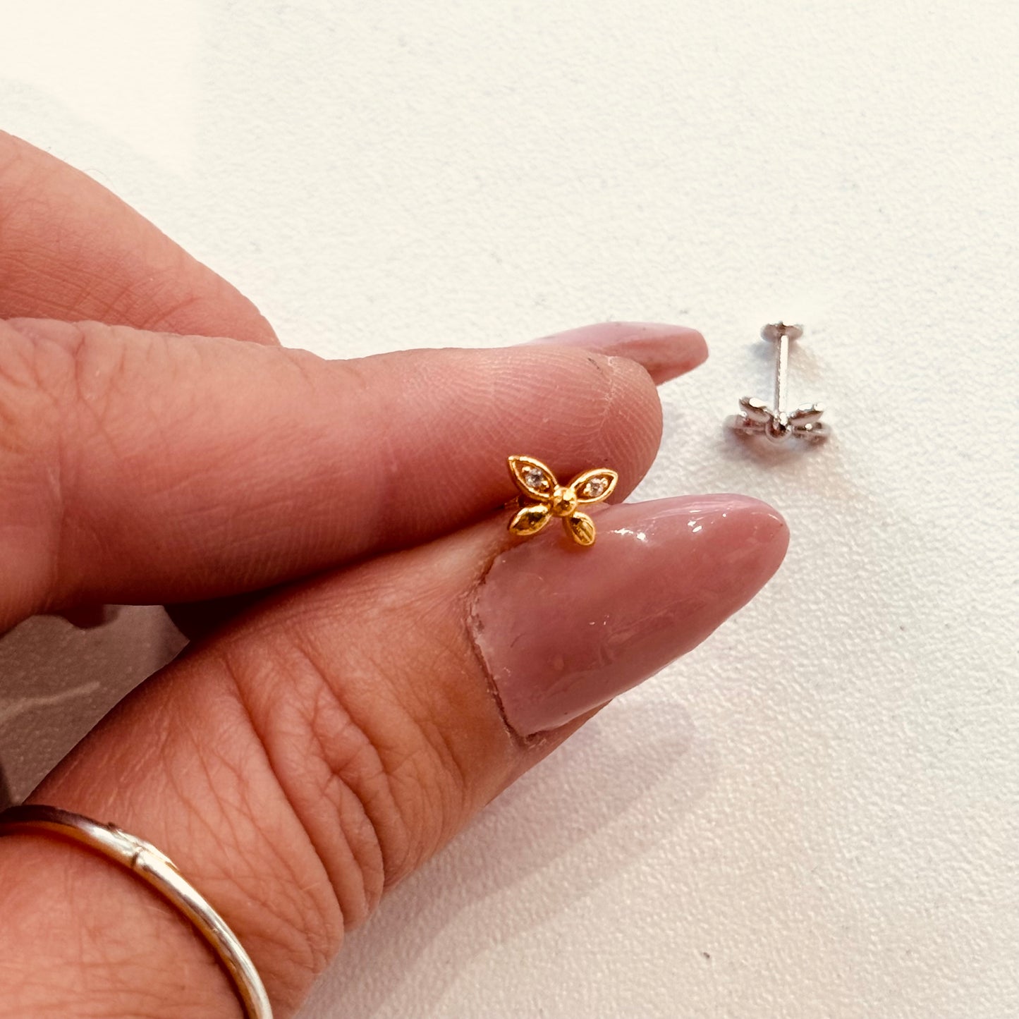 Piercing Farfalla - by Samyijoux