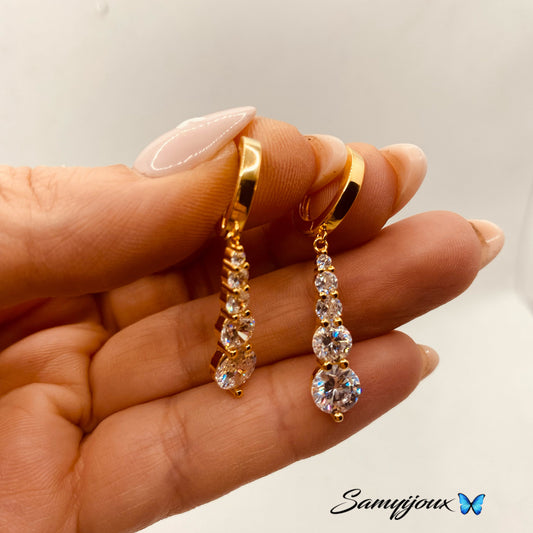 Hoop Downstair - by Samyijoux